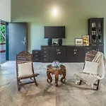 Ekostay - Greenfield Villa