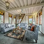 Saffronstays Amolee, Alibaug