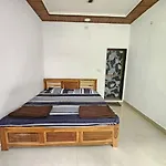 Daksh Holiday Home