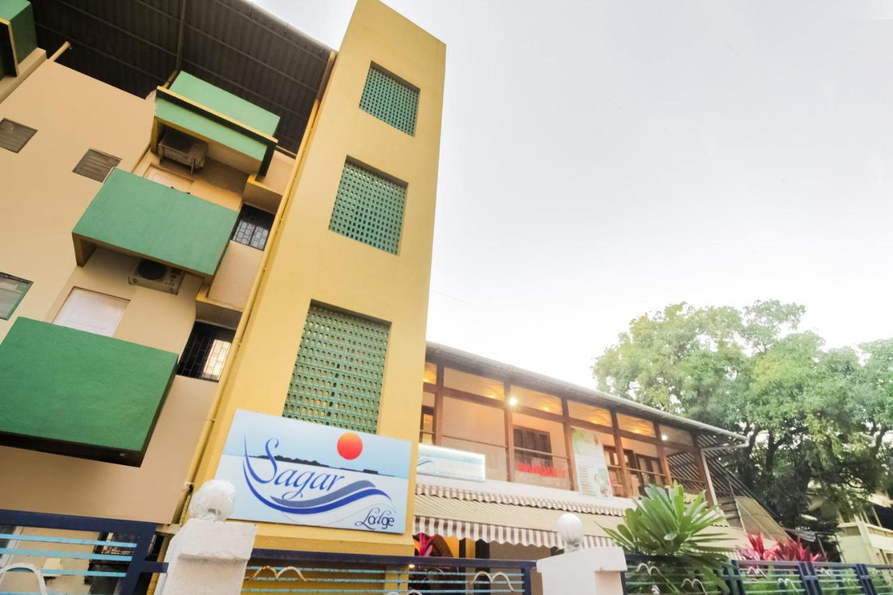 Capital O 61803 Sagar 3* Alibag
