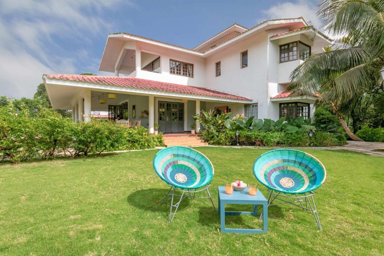 Villa Stayvista At Boho Banyan With Pvt Pool & Garden Alibag