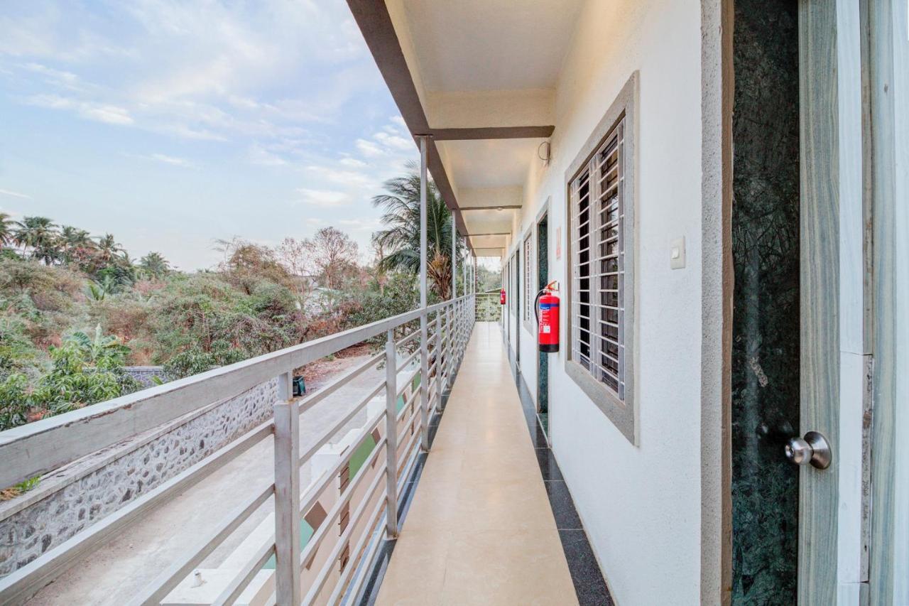 Hotel Capital O 71872 Sahyadri 3*