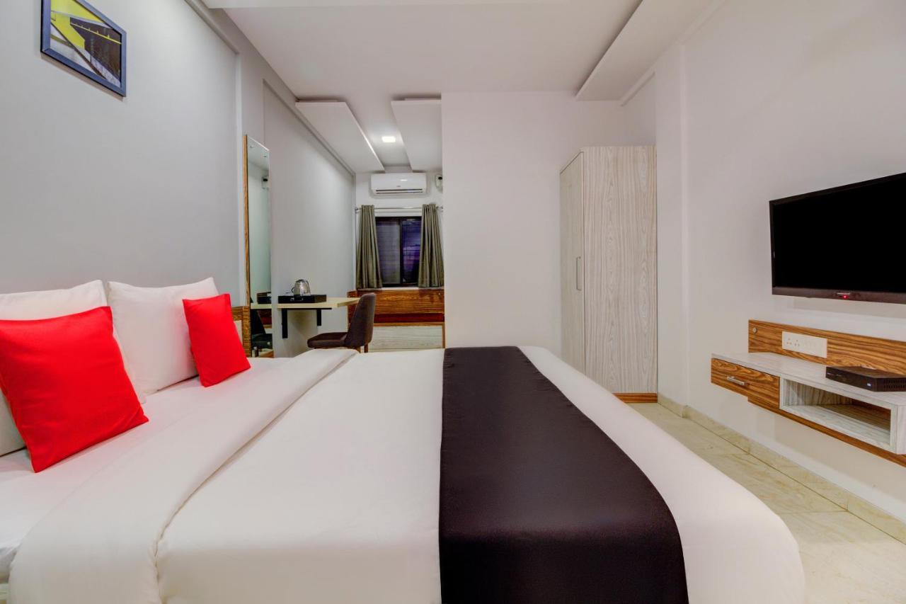 Capital O 71872 Sahyadri Hotel