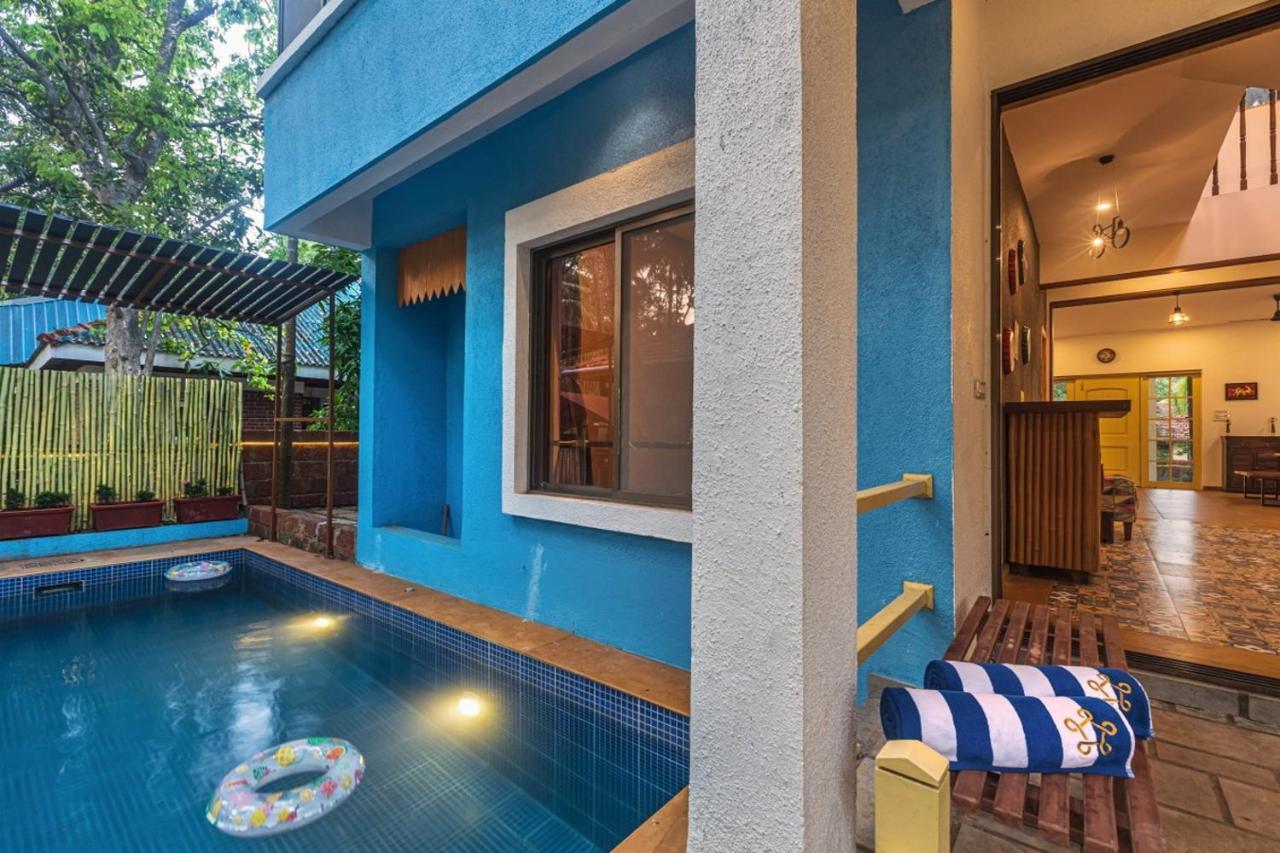Saffronstays Blues, *
