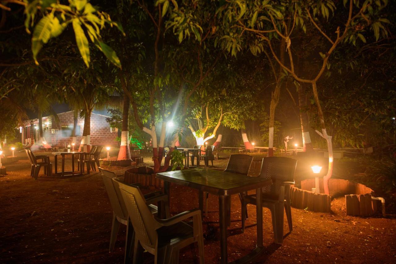 Bed & Breakfast Prajakta *