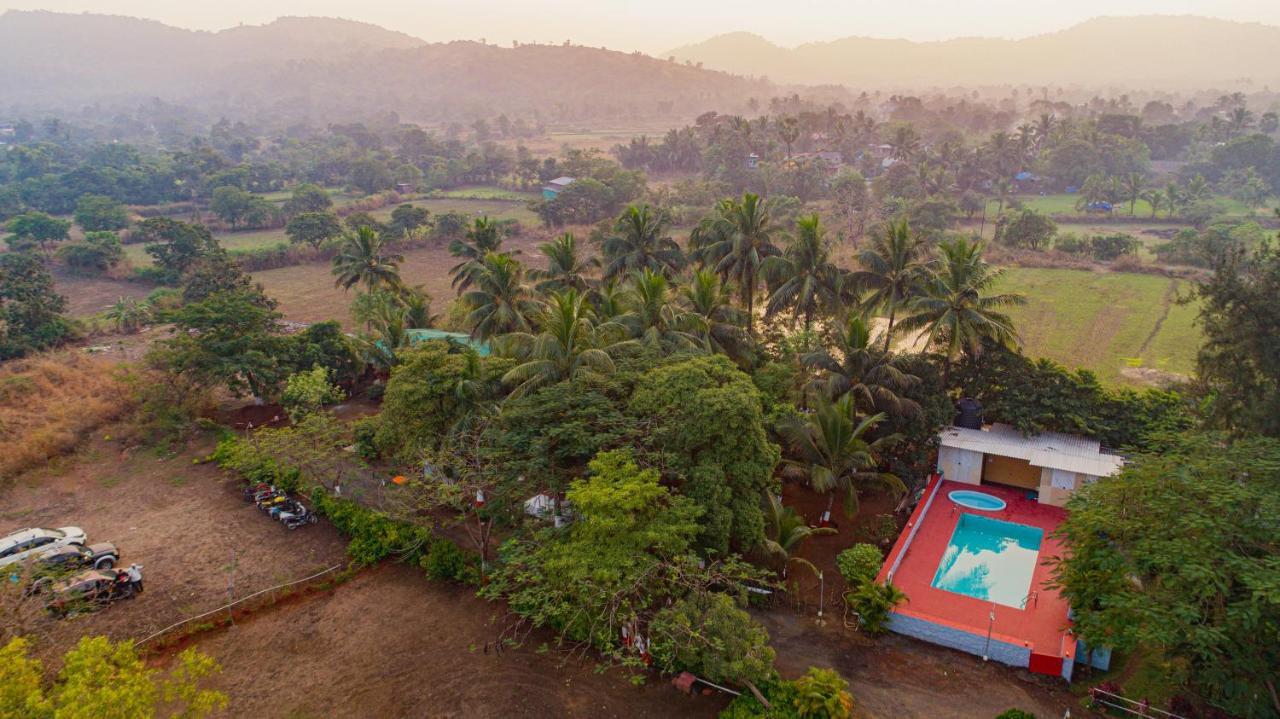 Prajakta Bed & Breakfast *