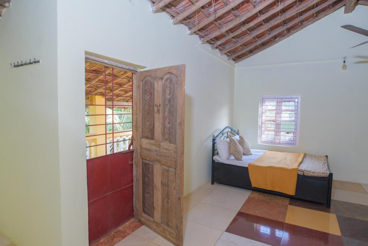 Bed & Breakfast Prajakta *