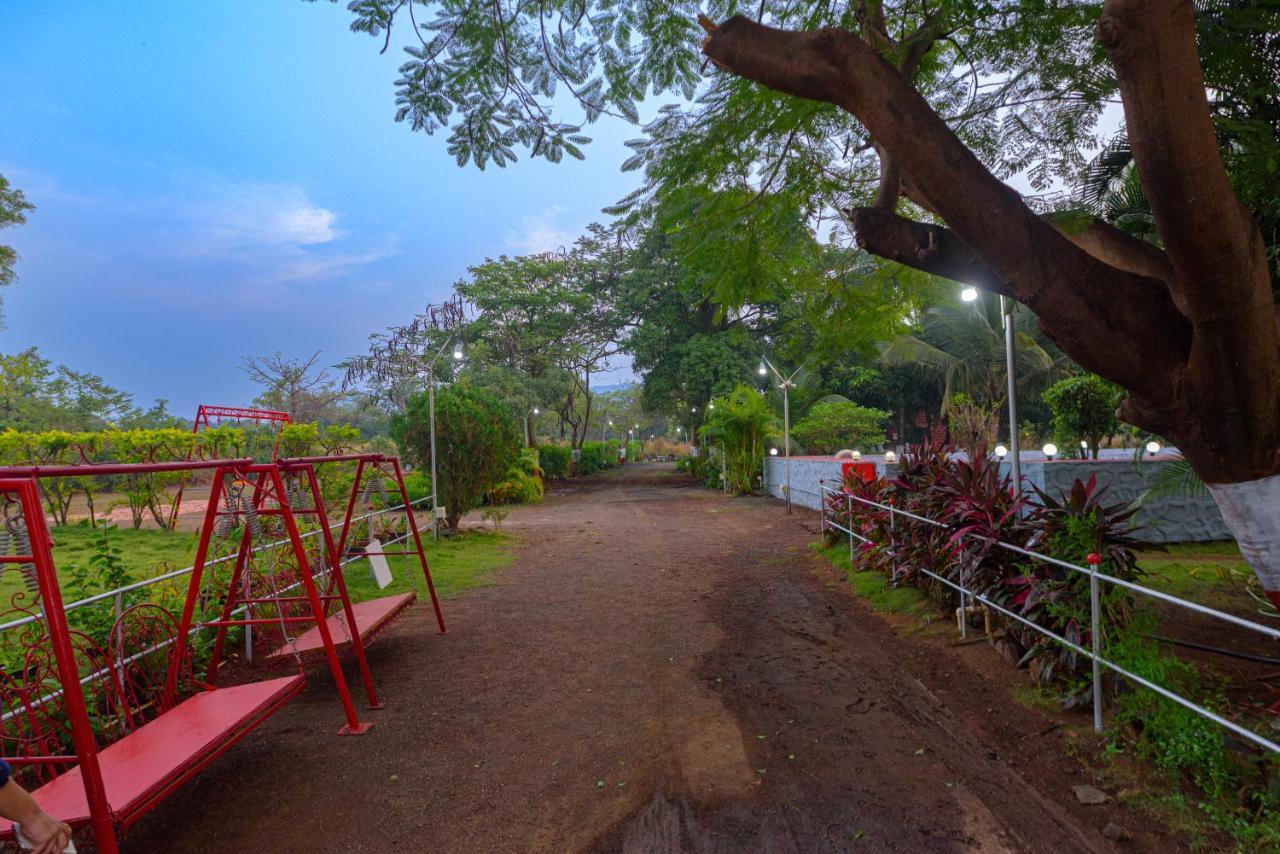 Bed & Breakfast Prajakta *