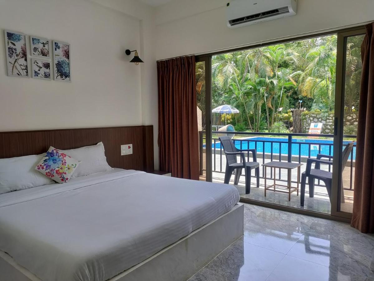 Hotel Opulence Beach Kihim Alibaug