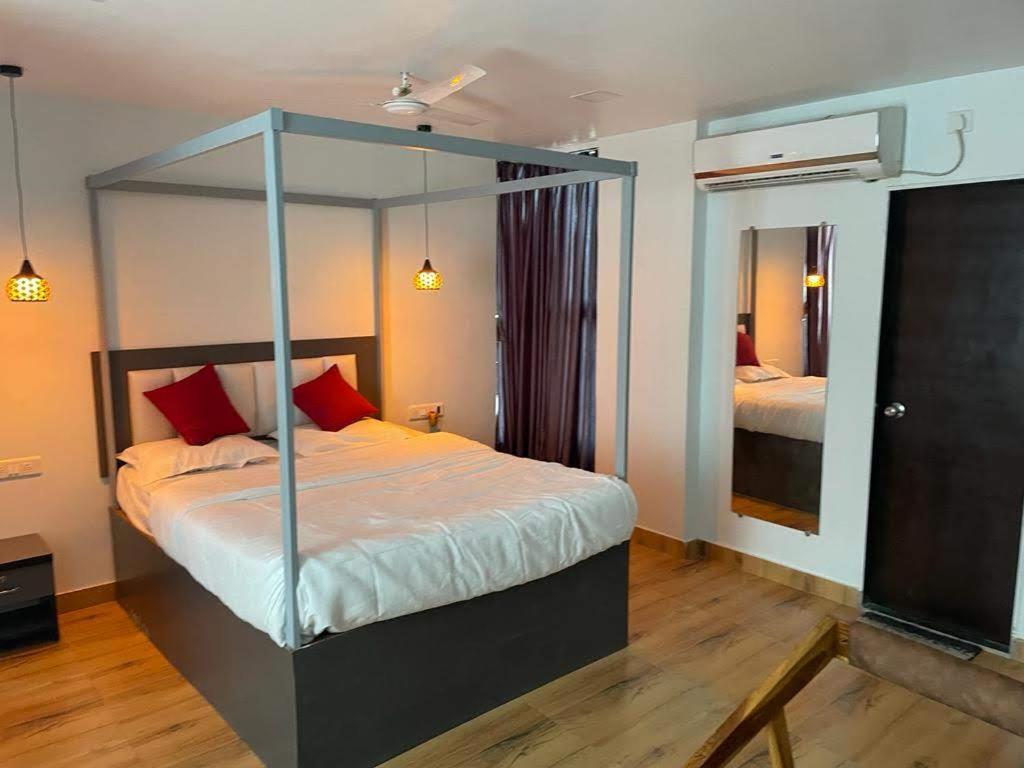 Bliss Inn *