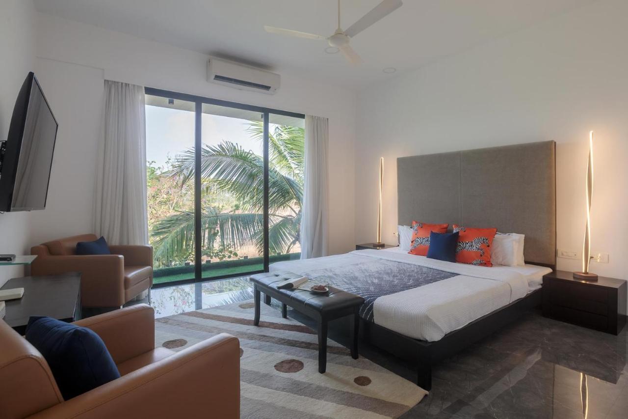 Capri: Mountain View Retreat With Pool & Jacuzzi * Alibag