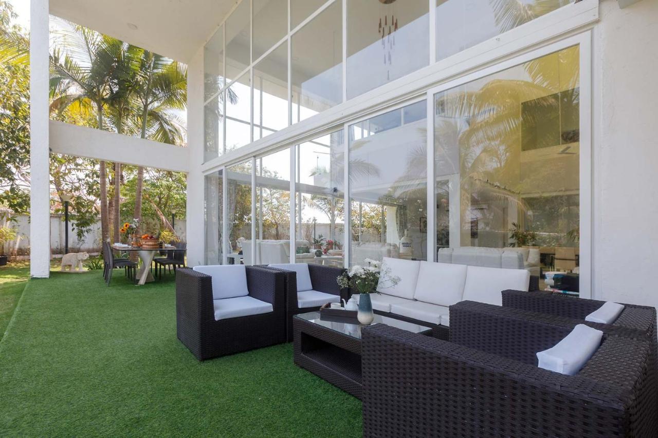 Capri: Mountain View Retreat With Pool & Jacuzzi