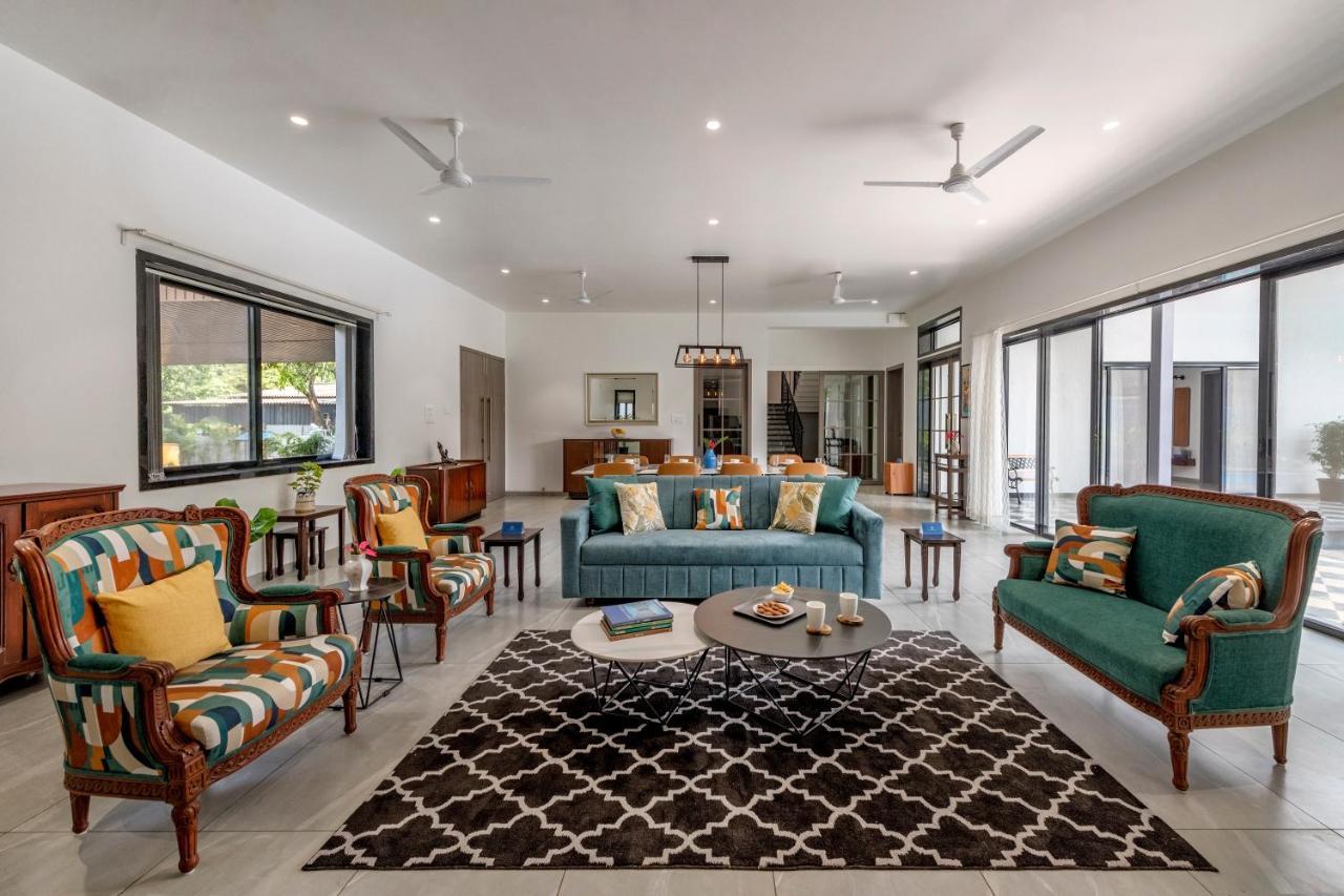 Villa Saffronstays Mayfair Gardens 4 Bedroom Petfriendly Pool *