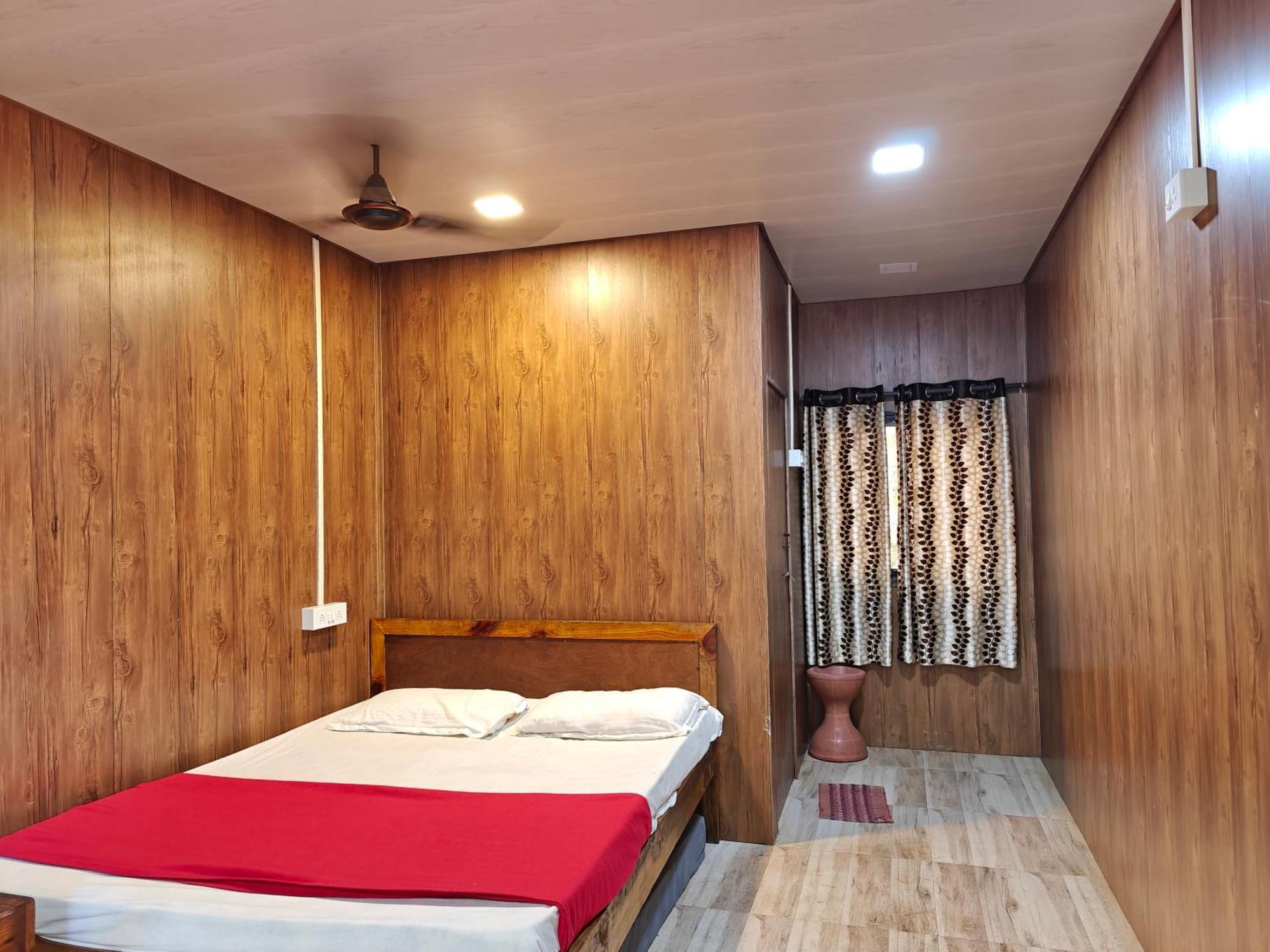 Iora 3* Alibag