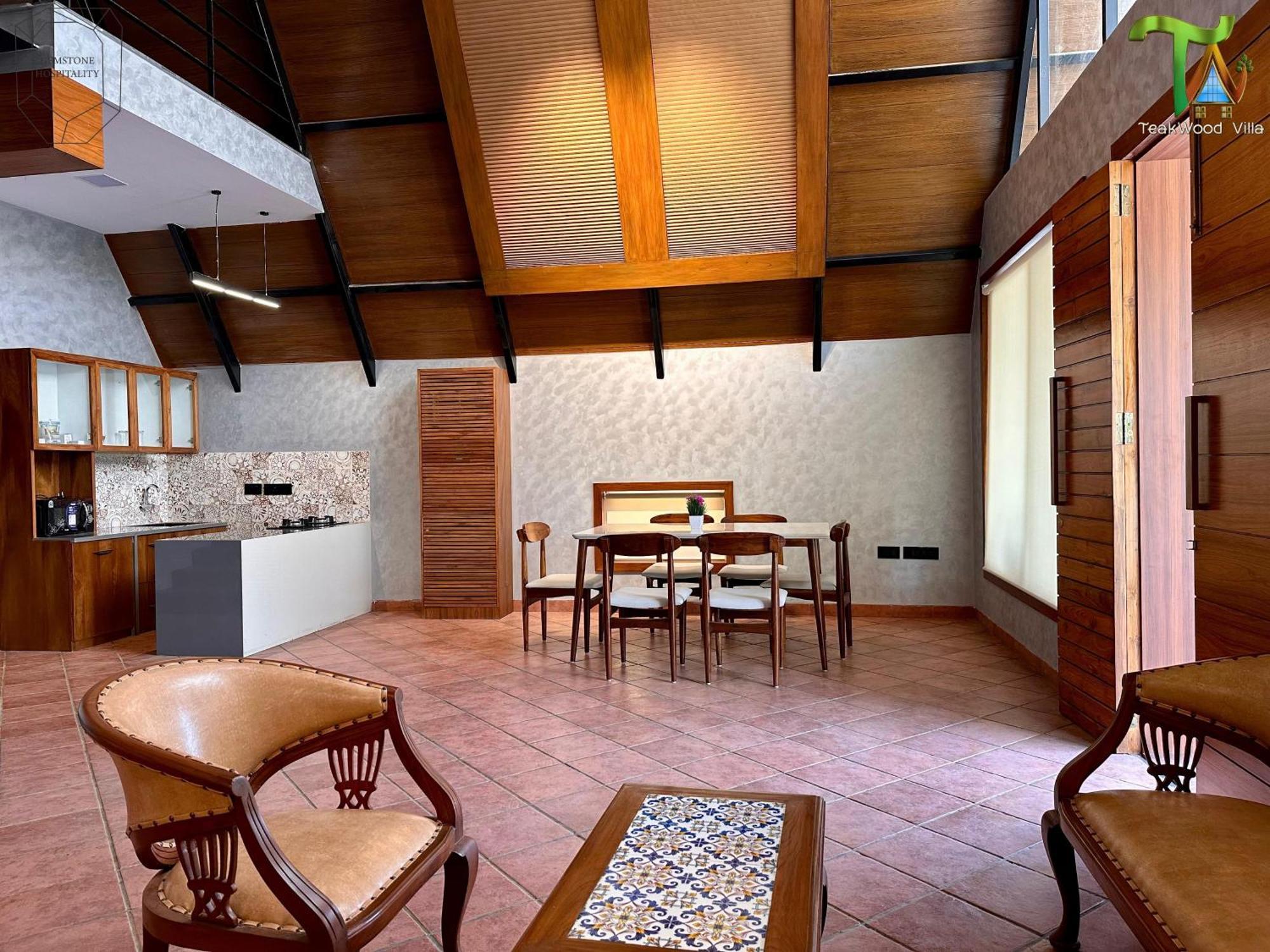 Luxurious 3bhk W//pool Teakwood By Gemstone Hospitality Villa Alibag