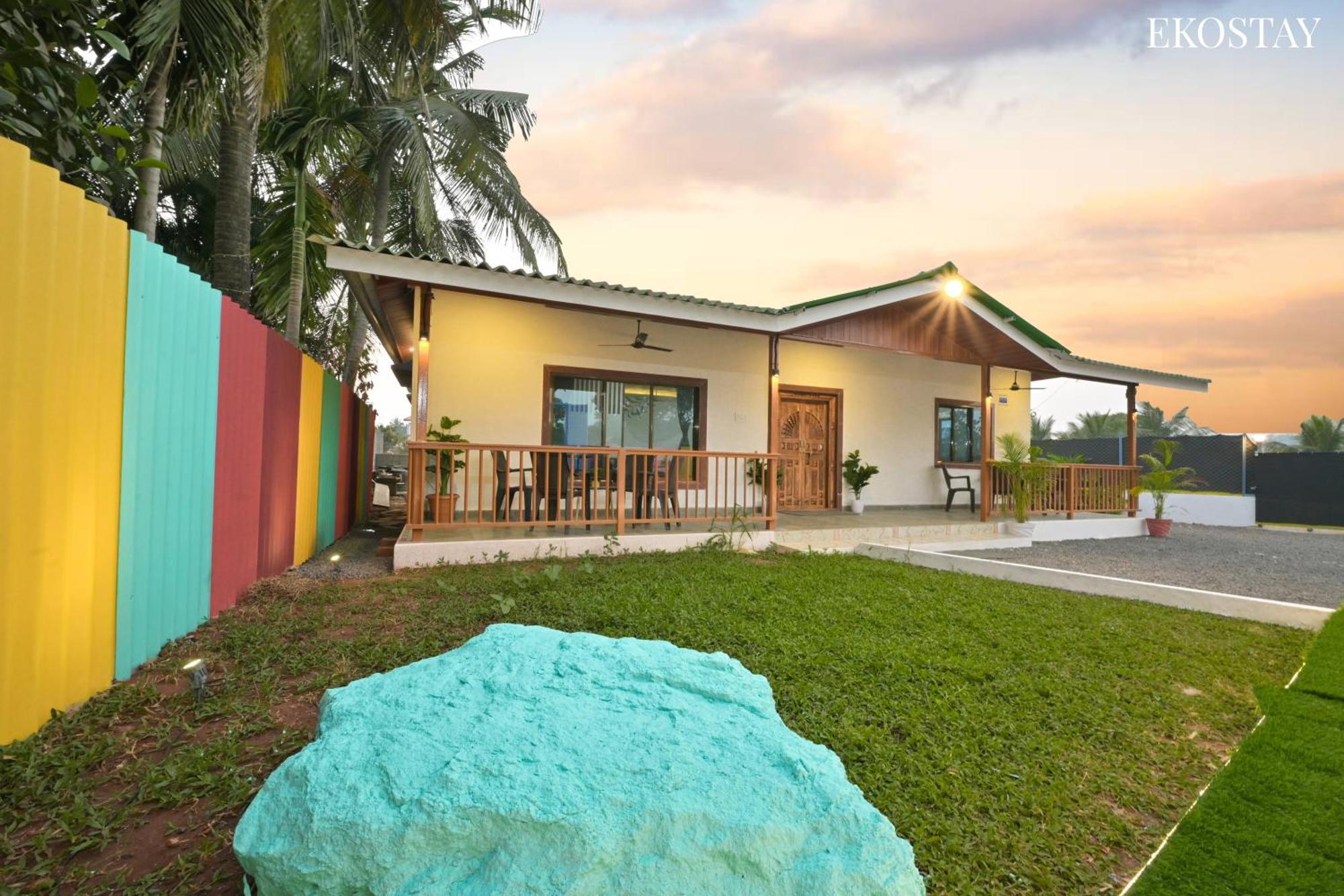 Ekostay - Blue Door * Alibag