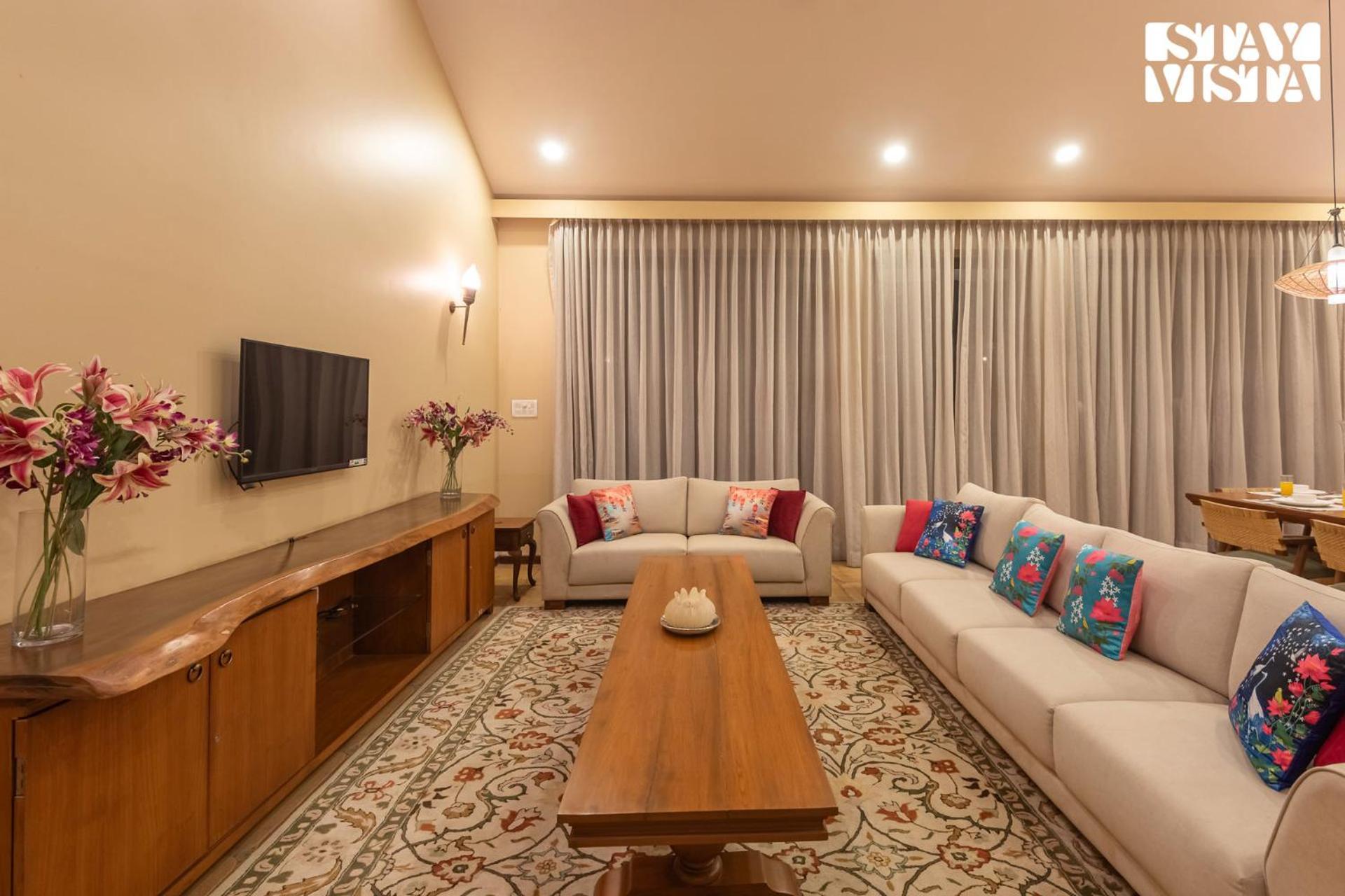 Villa Stayvista's Sianna - Near Kihim With Kitchen Garden & Recreational Facilities Alibag