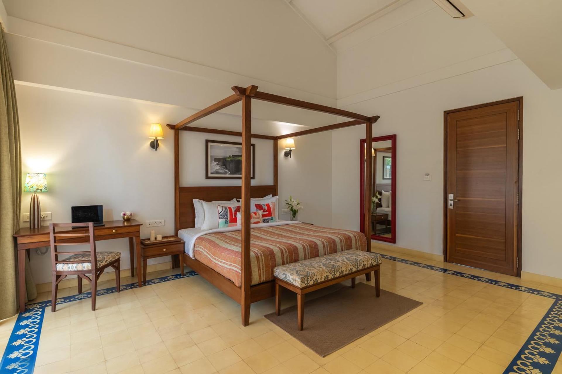 Stayvista At Amara Luxury Collection With Private Pool & Gazebo * Alibag
