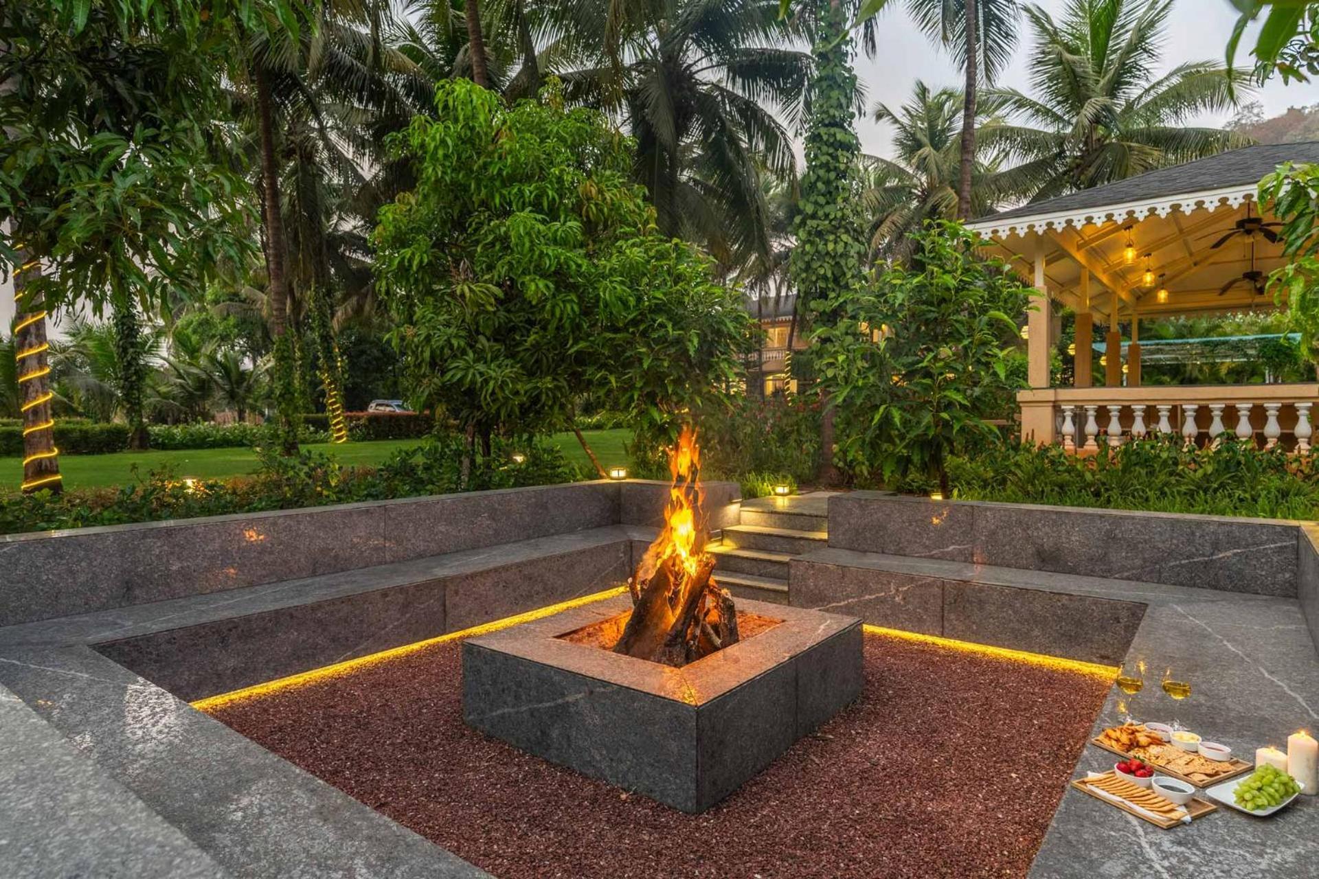 Stayvista At Amara Luxury Collection With Private Pool & Gazebo Villa Alibag