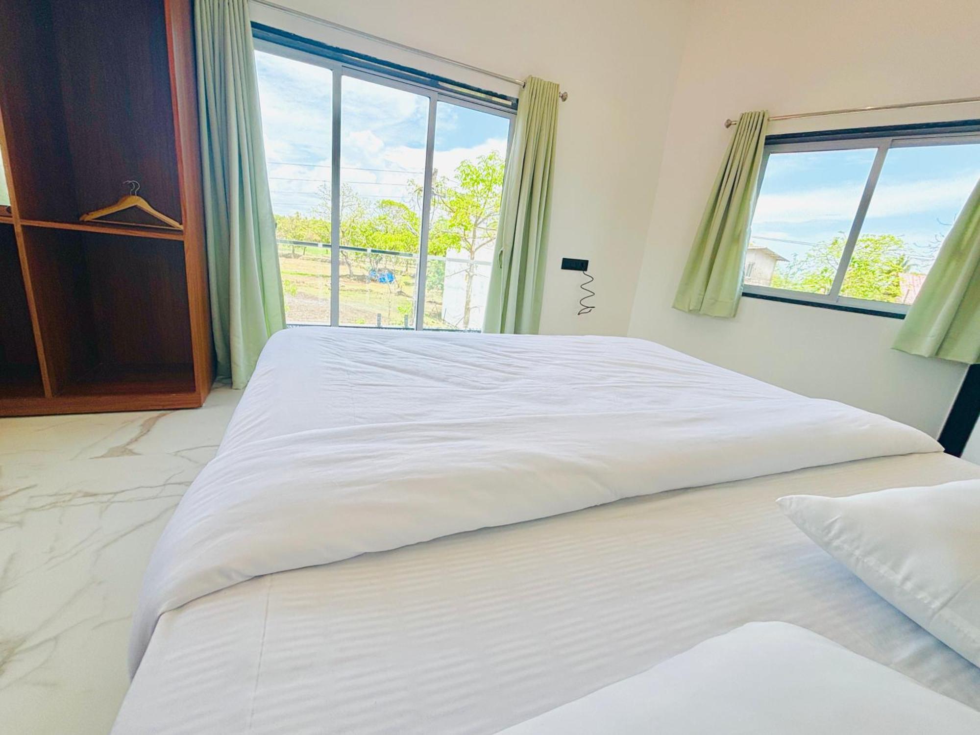 Villa The White Villaa Alibag