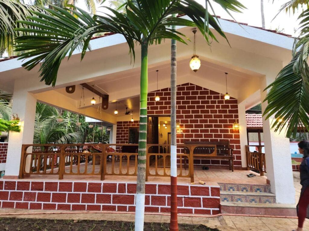 Villa The Chira House