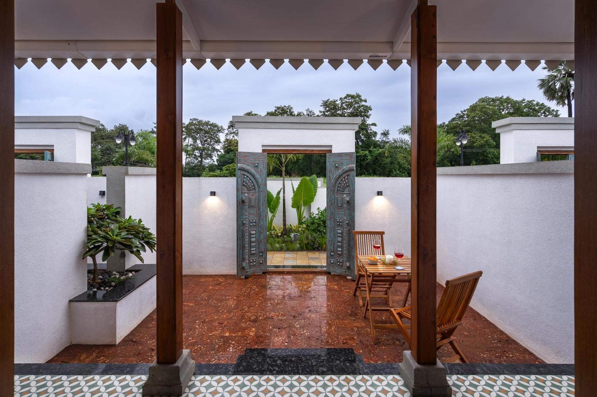 Saffronstays Kantaai Villa *