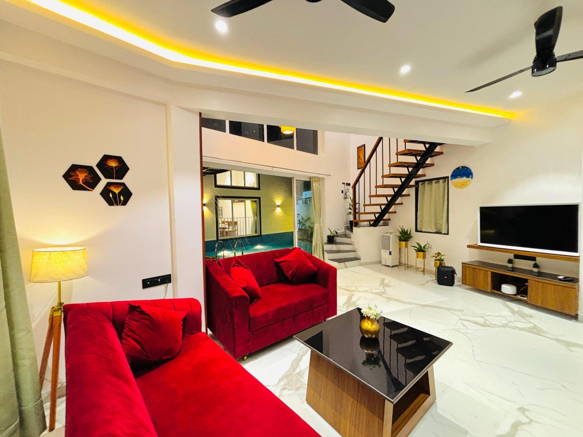 Villa The White Villaa Alibag
