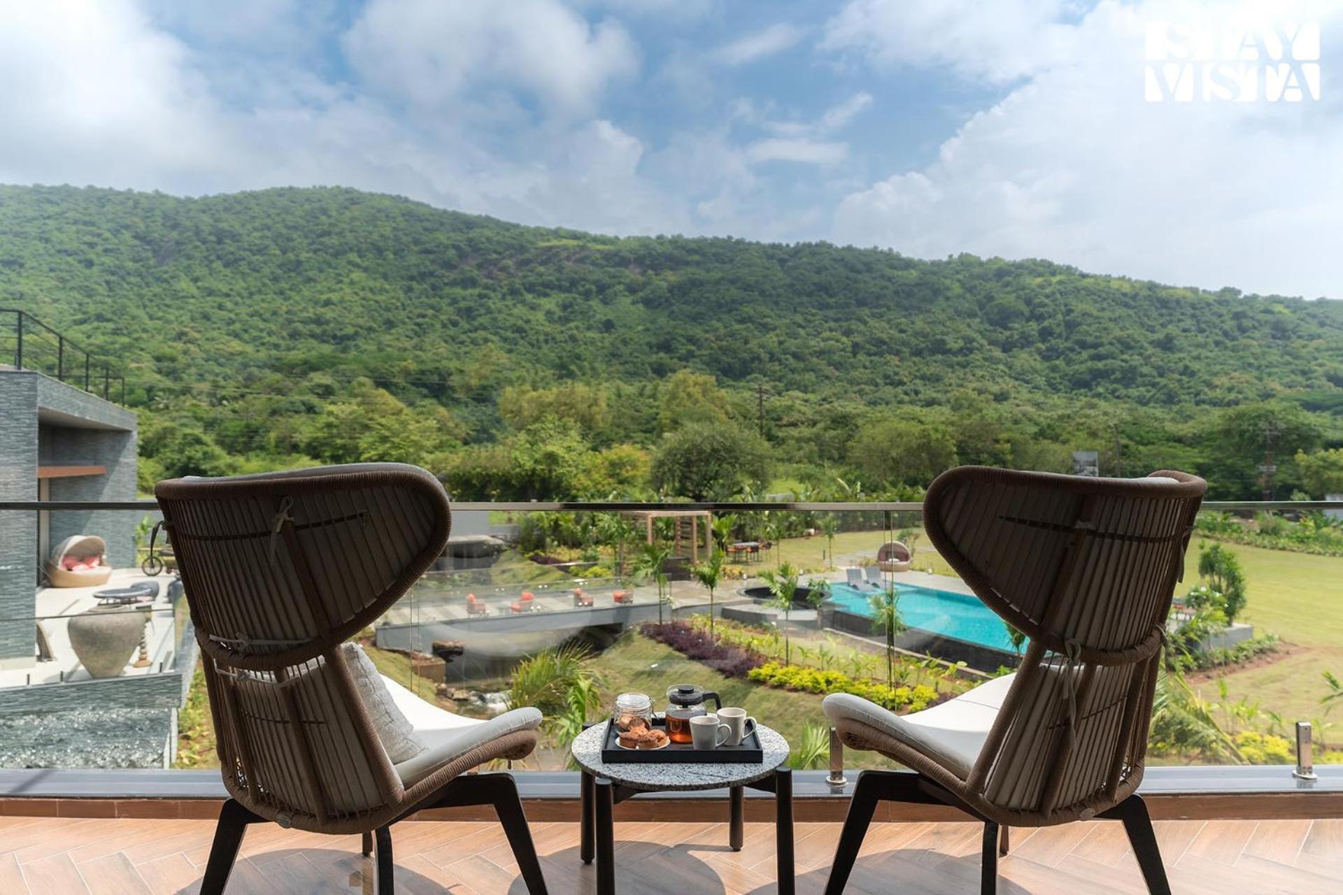 Stayvista At Sol & Sands With Mountain View And Pool Villa *