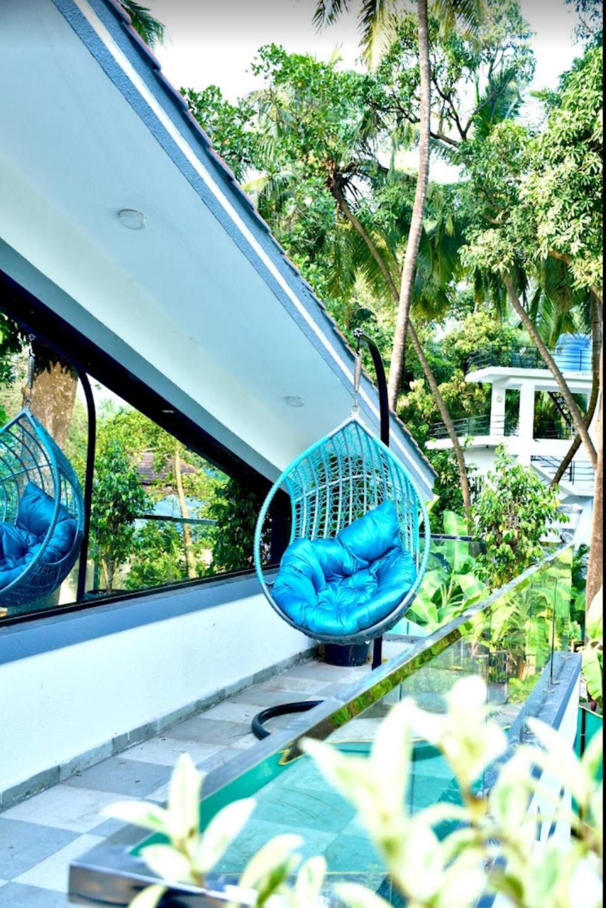 Seas The Day Luxurious 5bhk 2min From Awas With Huge Private Pool Alibag