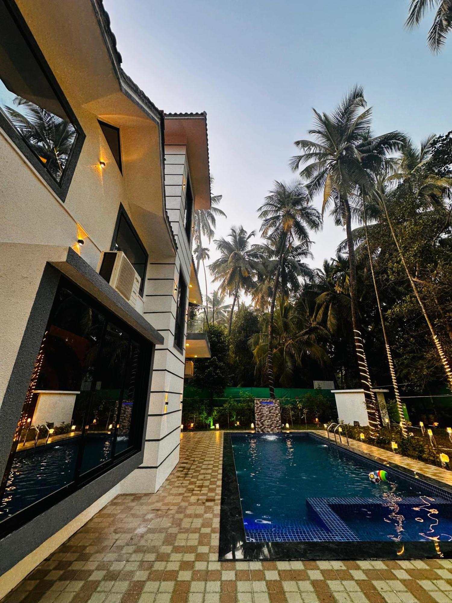 Seas The Day Luxurious 5bhk 2min From Awas With Huge Private Pool * Alibag