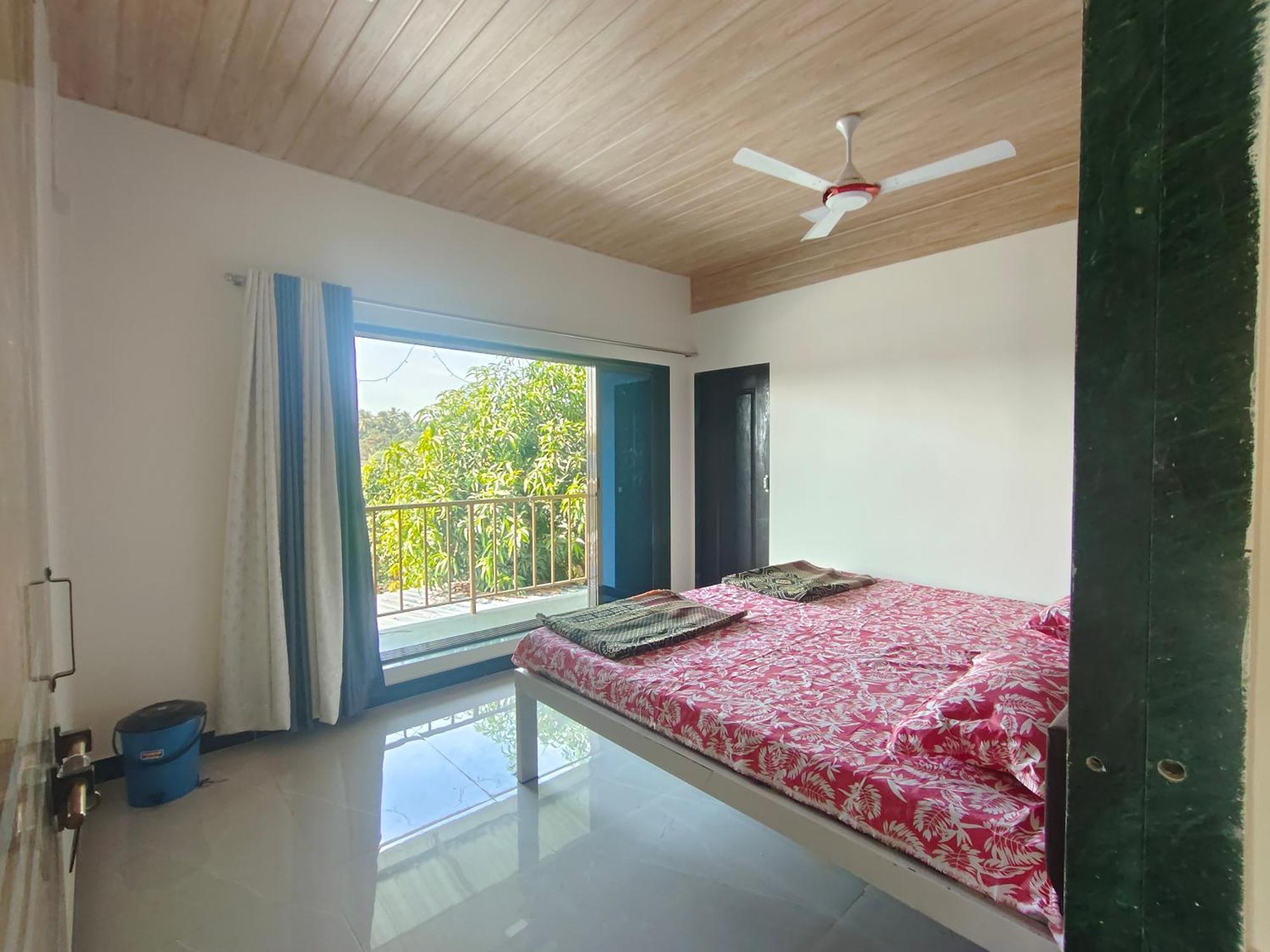 Homestay Mayekar *