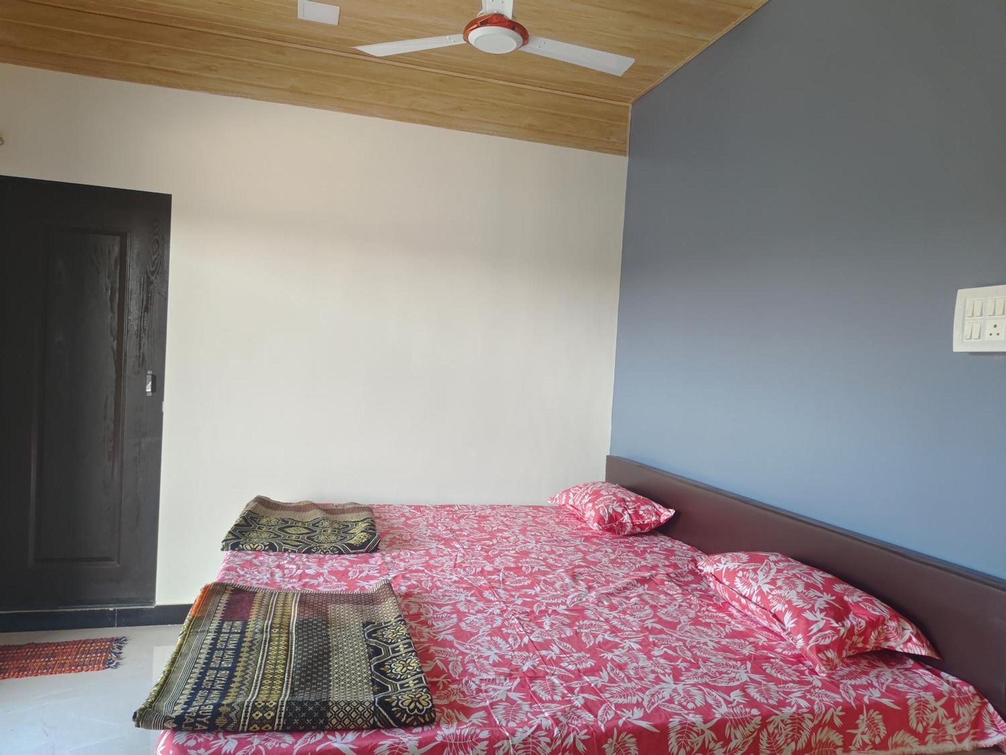 Mayekar Homestay *