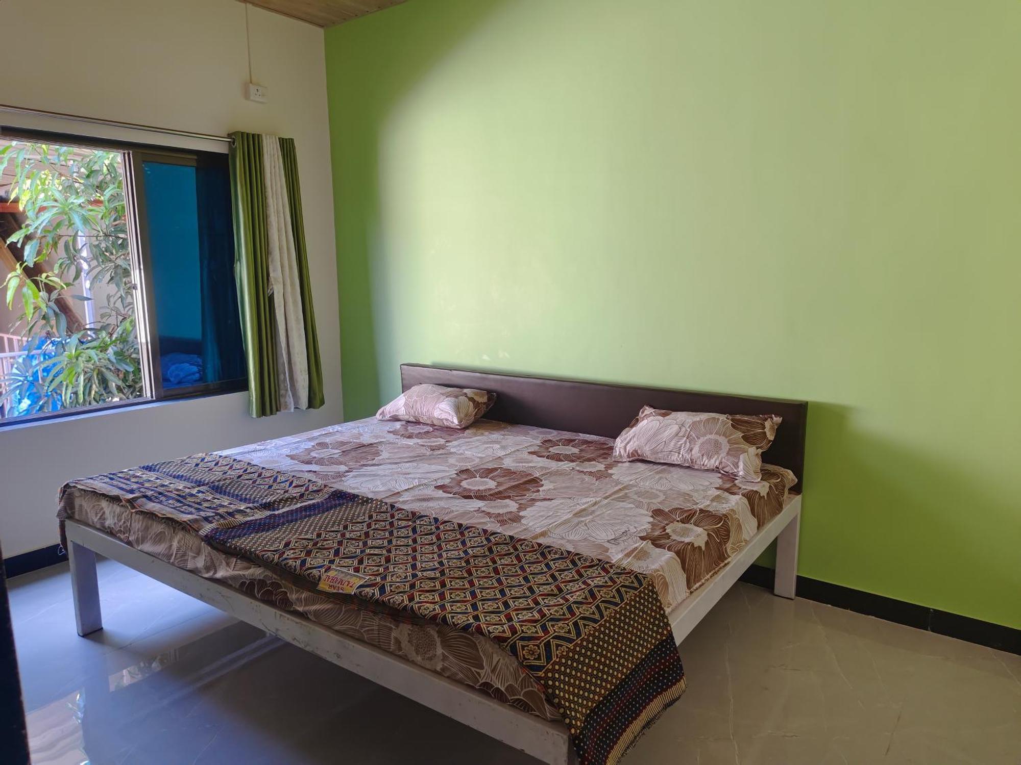 Homestay Mayekar *