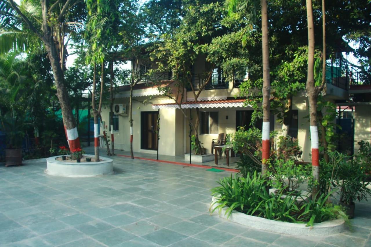 Classic 3 Bhk Apartment