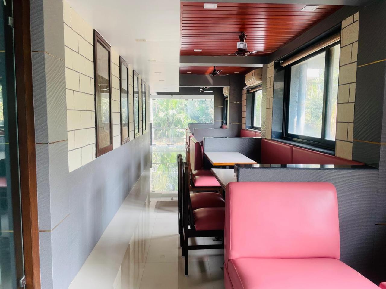 The Beach Hotel - Alibag *