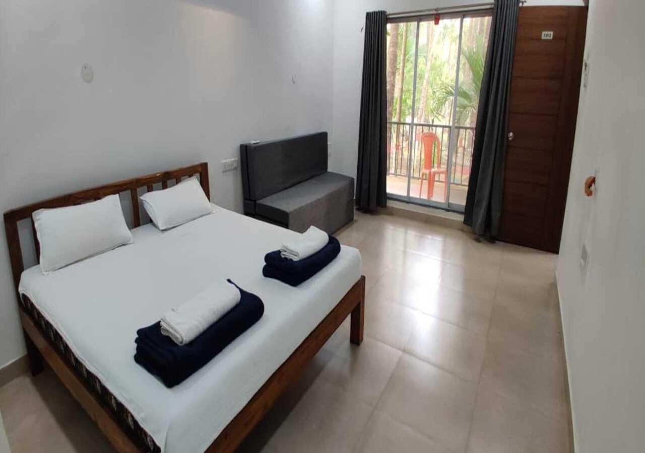 Villa Naik Wadi By Cloudnine