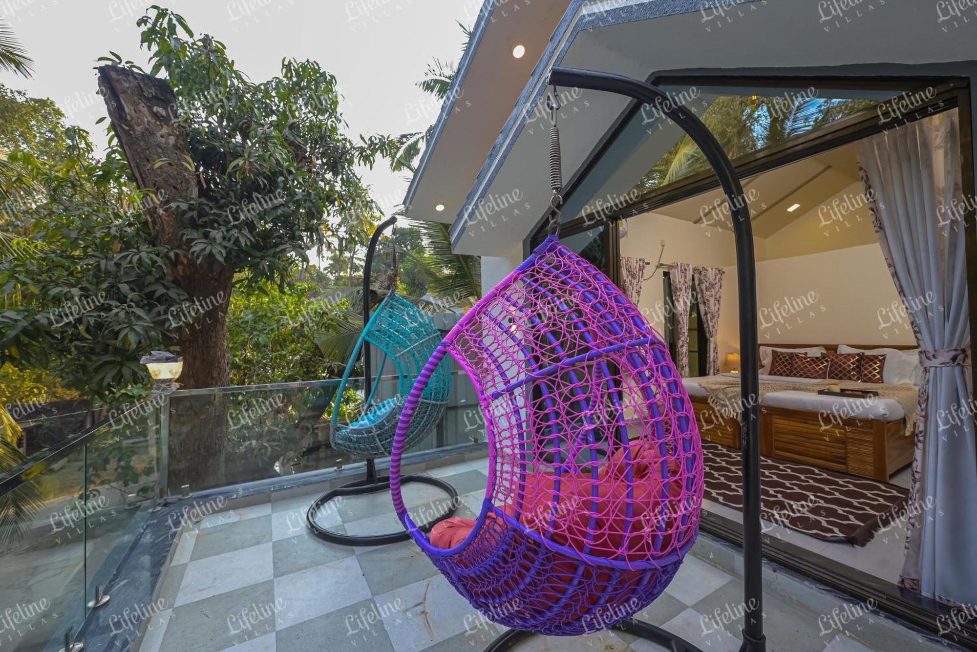 Seas The Day Luxurious 5bhk 2min From Awas With Huge Private Pool Alibag