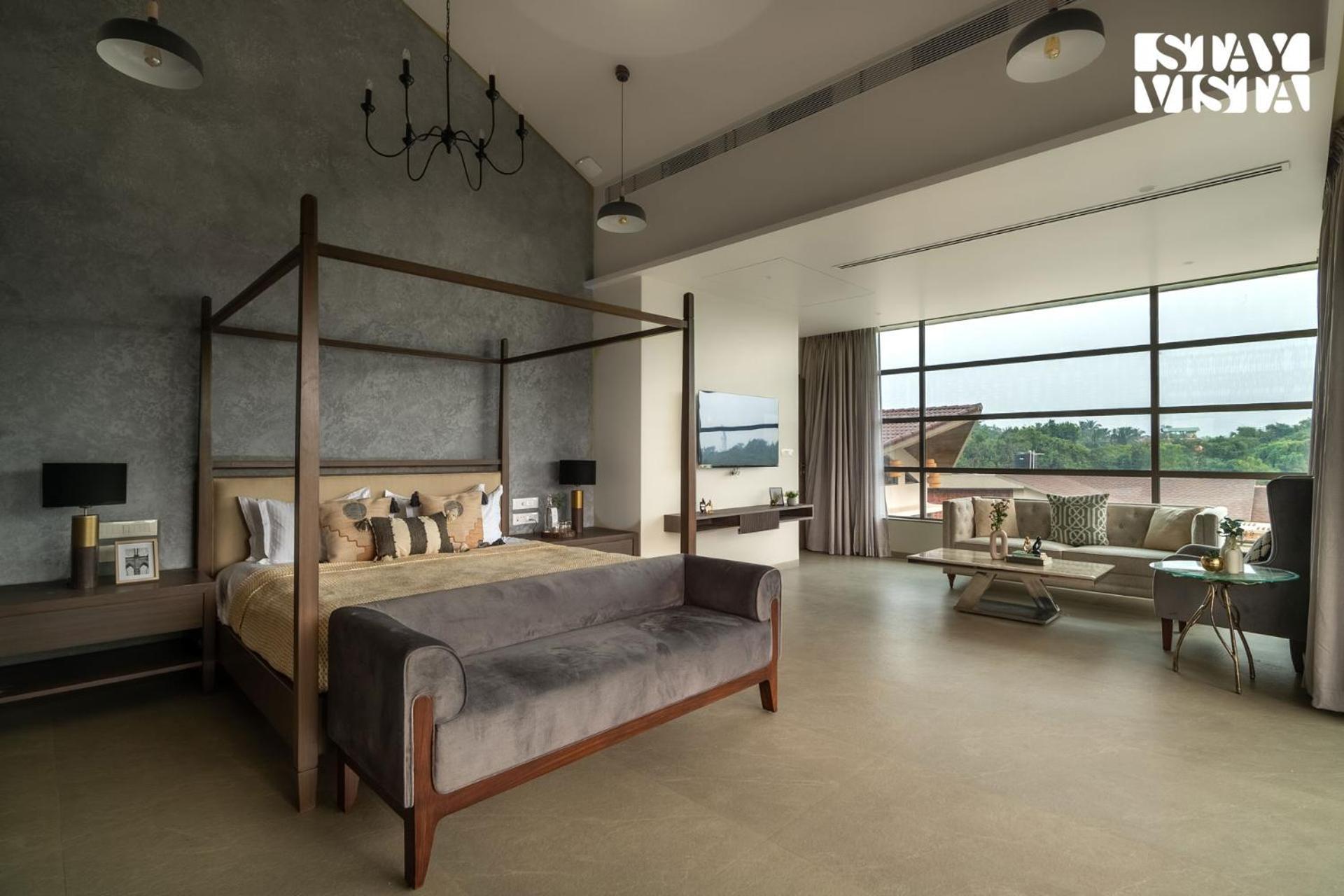 Villa Stayvista At Solaris With Pool, Lawn & Bbq Alibag