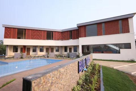 Blues Waves Resort Alibag