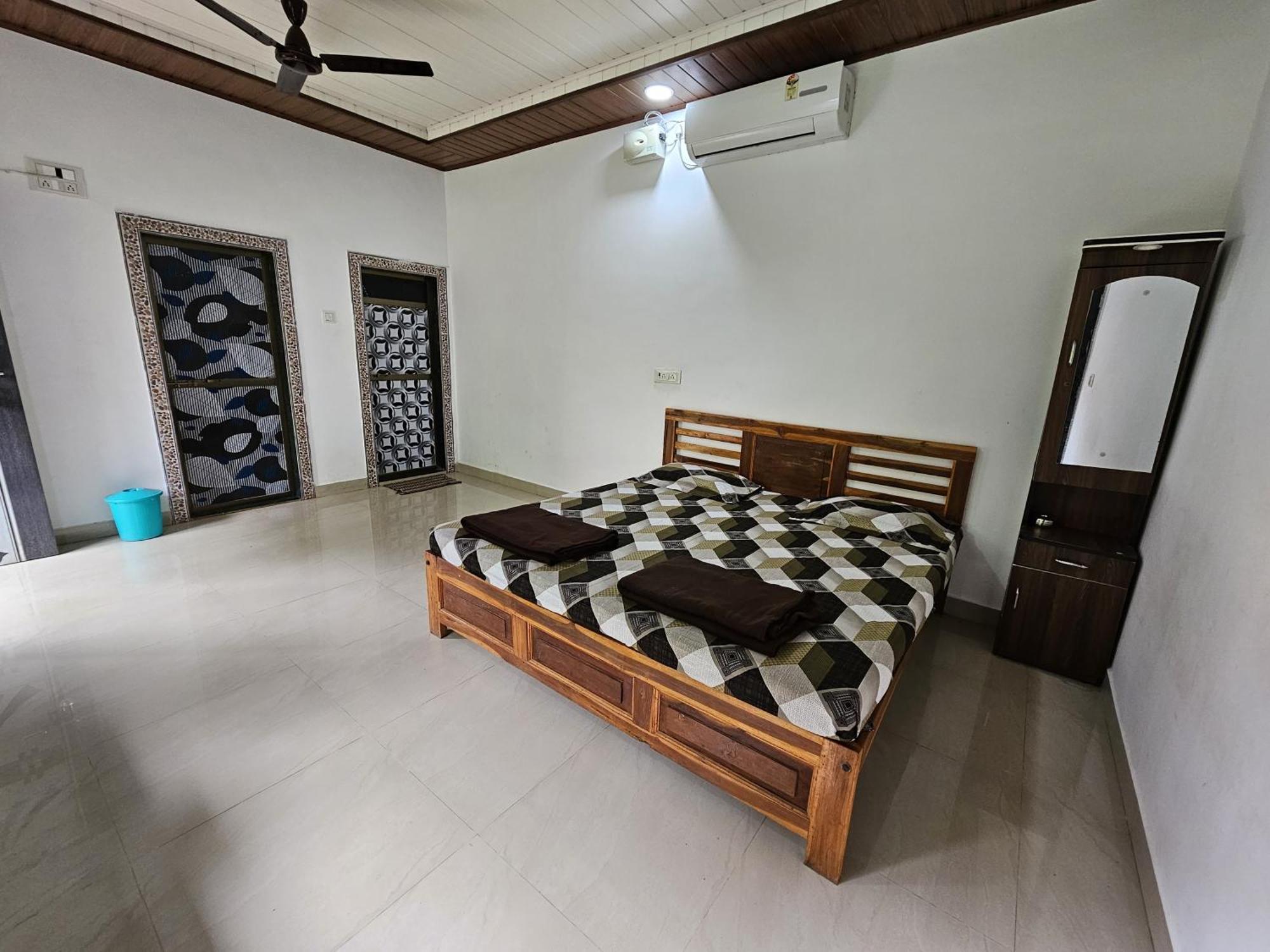 Daksh Lodge *