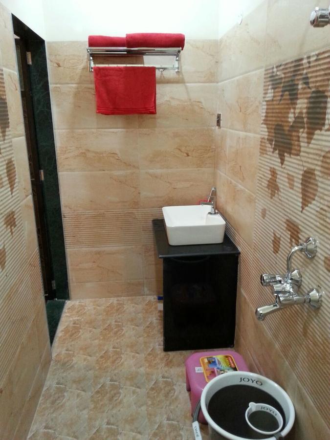 Madhavi Homestay