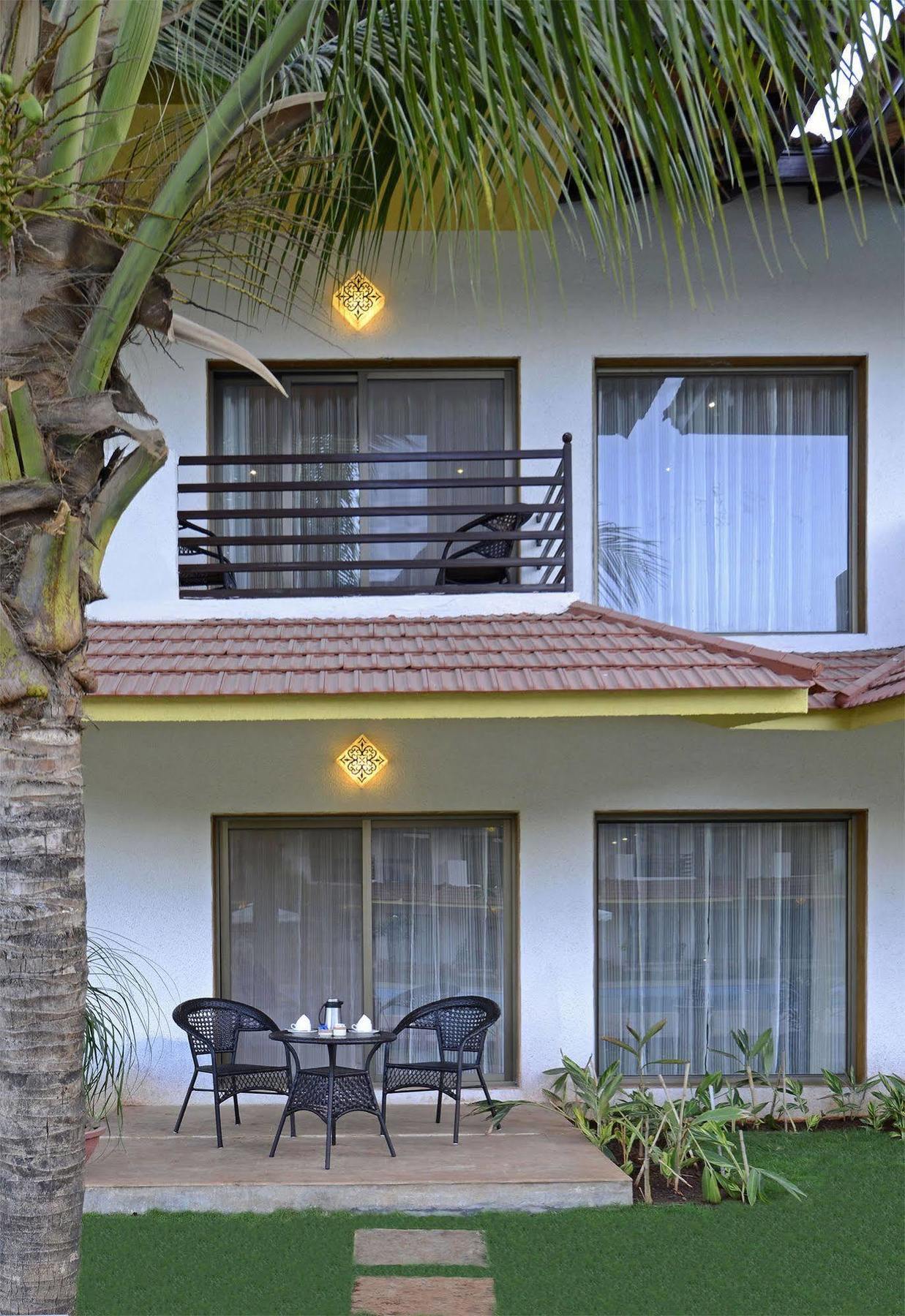 Resort Tropicana & 4*