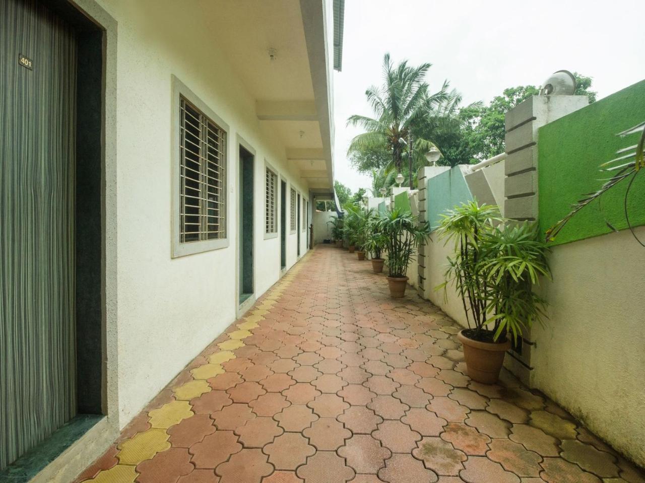Hotel Oyo 15999 Sahyadri Alibag
