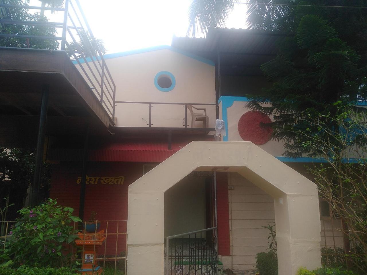 Guest house Mhatre's