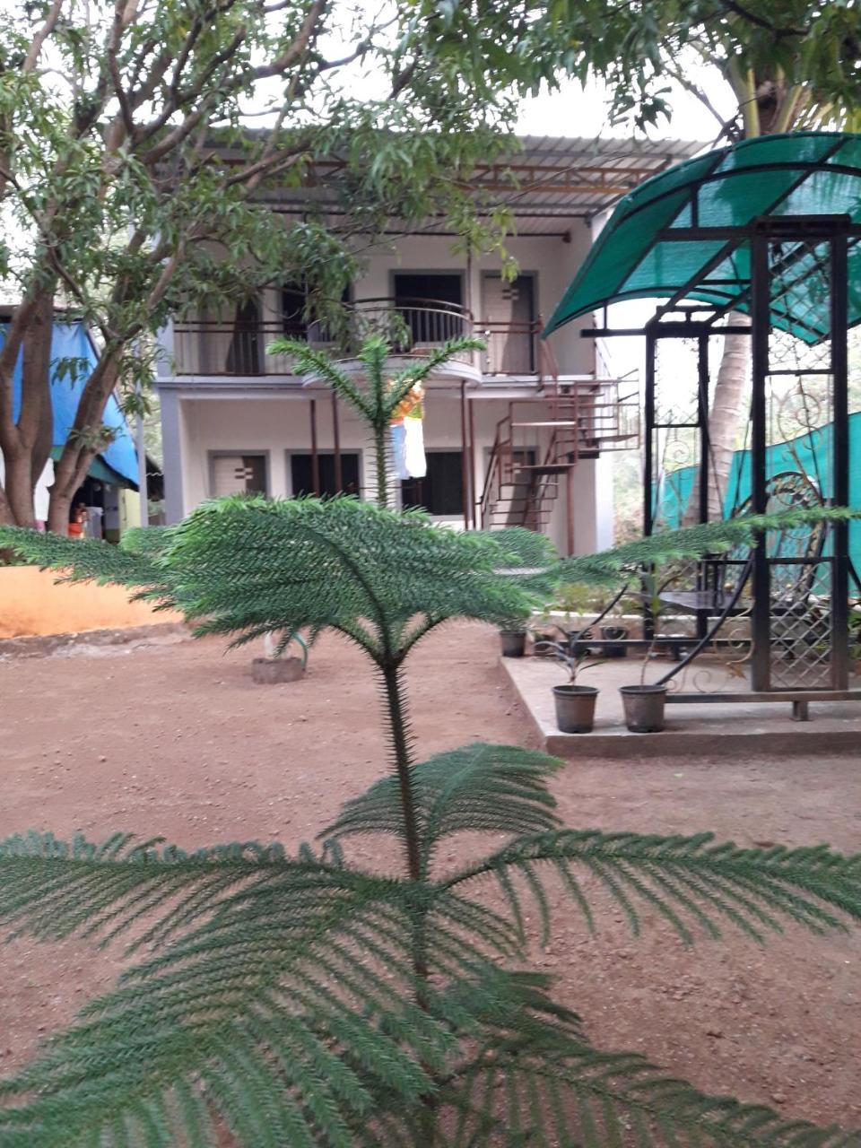 Madhavi Homestay *