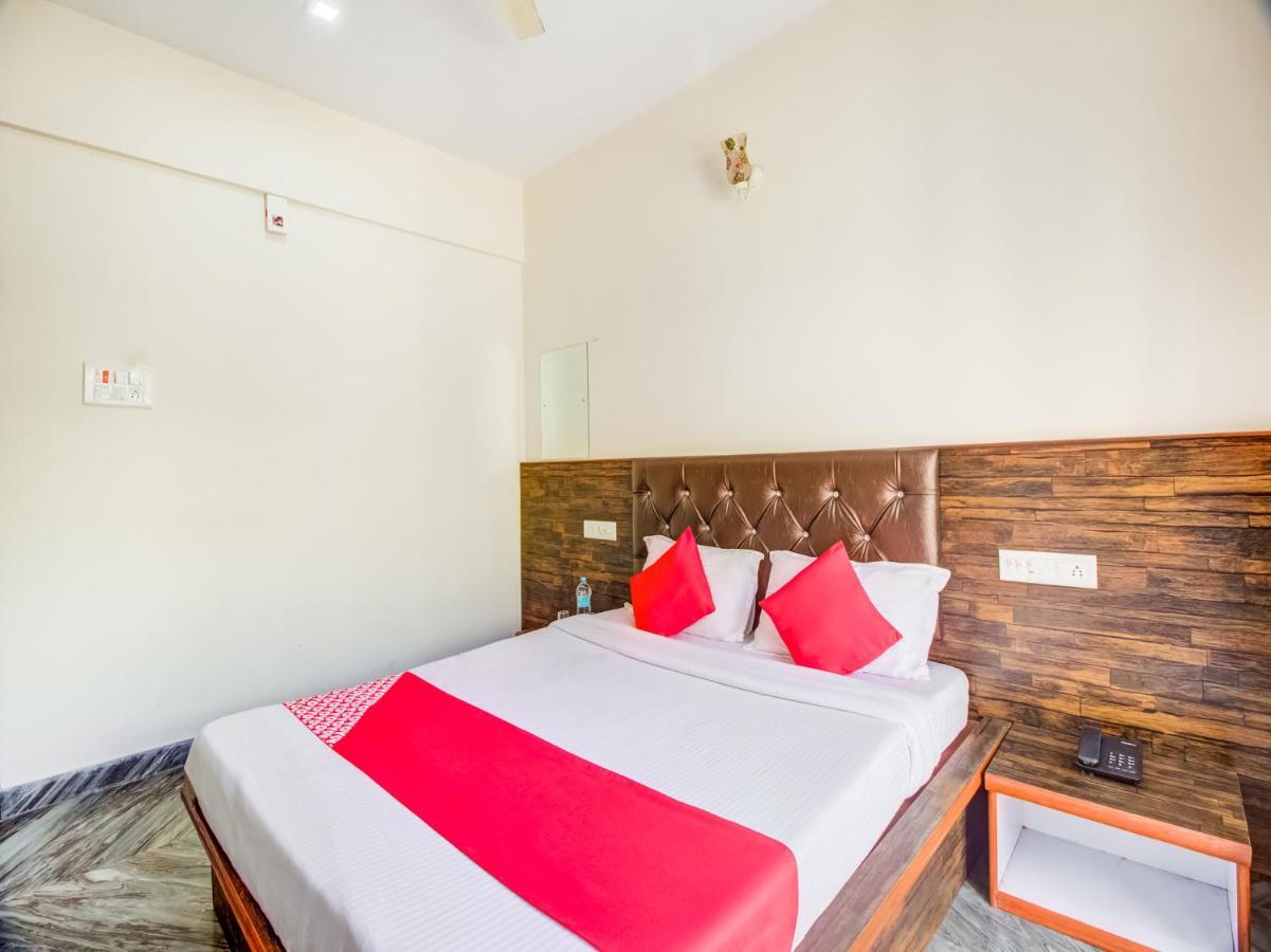 Hotel Oyo 62479 Sagar Ratna Alibag