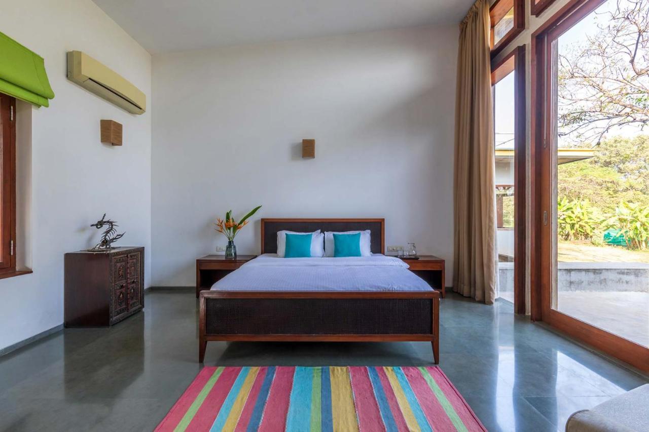 Jay House By Stayvista - Leisure Oasis With Pool, Snooker, Table Tennis & Foosball Fun Alibag
